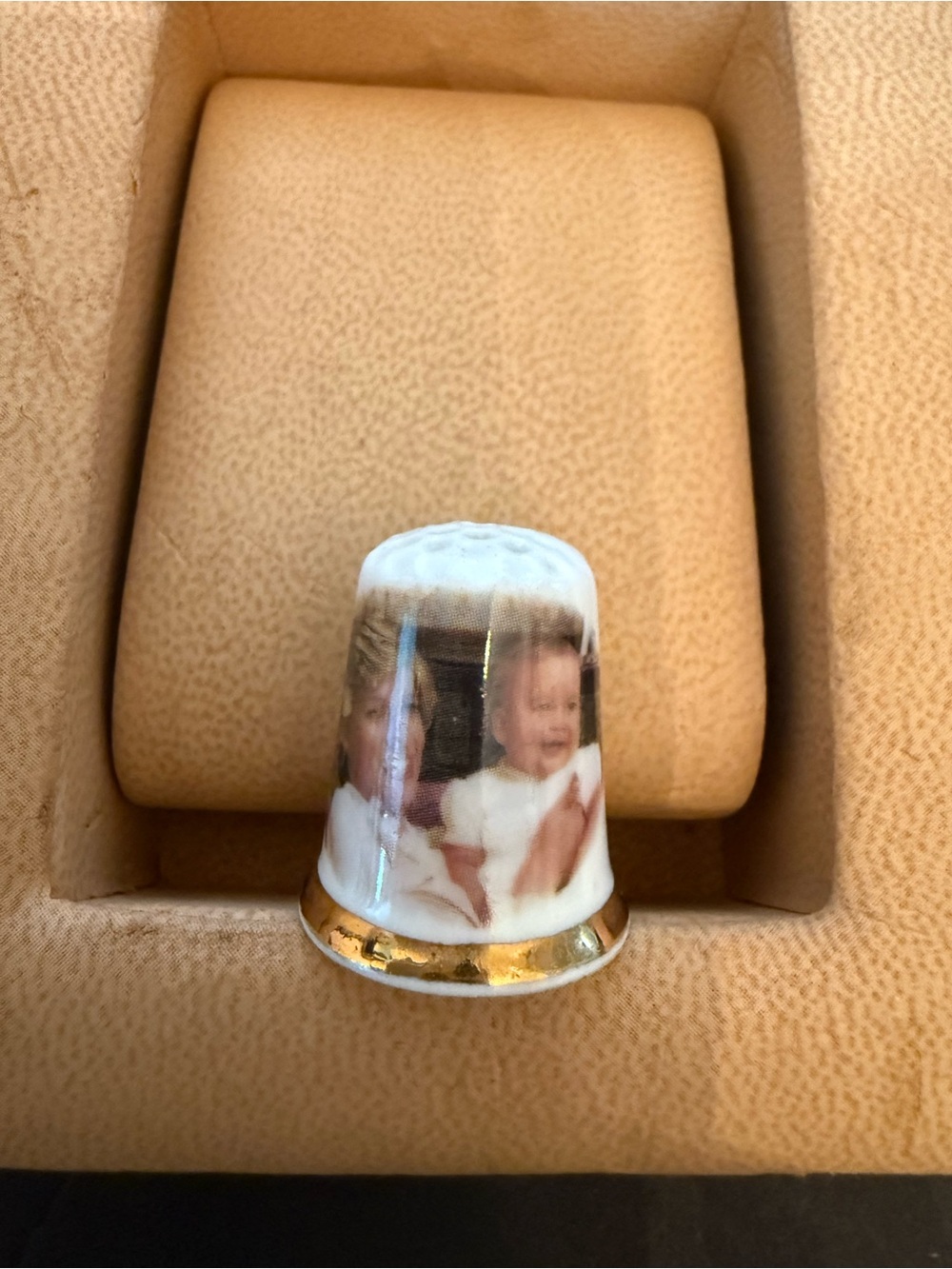 Finsbury Bone China Prince William of Wales & Princess Diana Thimble